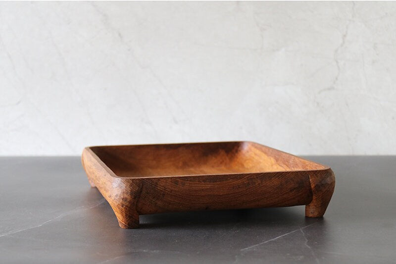 手工雕刻柚木四腿柚木盘