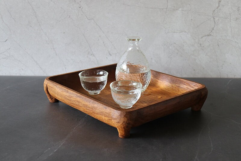 手工雕刻柚木四腿柚木盘